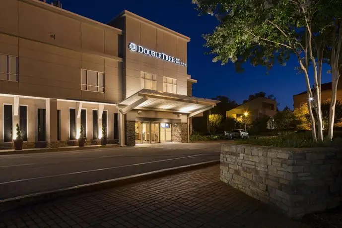 DoubleTree by Hilton Hotel Raleigh - Brownstone - University