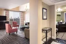 DoubleTree by Hilton Hotel Raleigh - Brownstone - University 