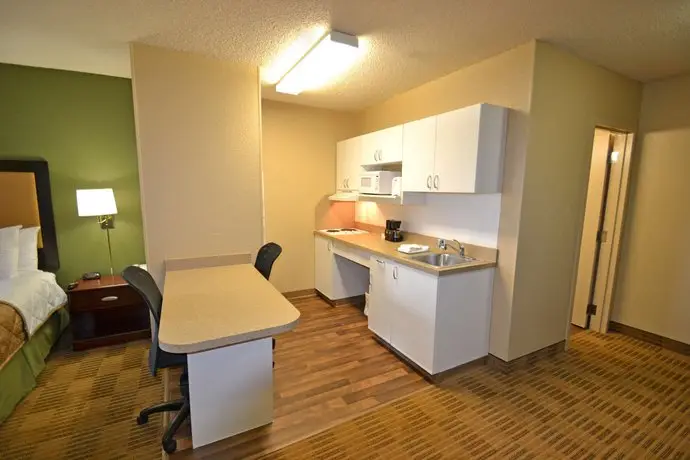 Extended Stay America - Detroit - Auburn Hills 