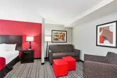 BWI Airport Inn & Suites 