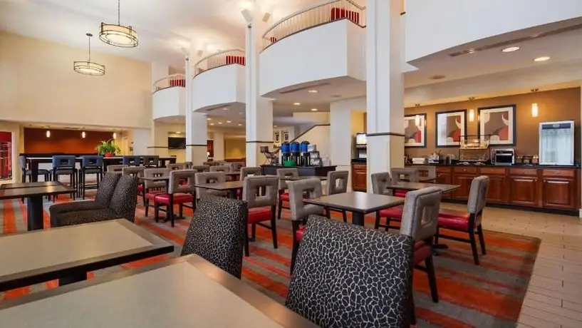 BWI Airport Inn & Suites 