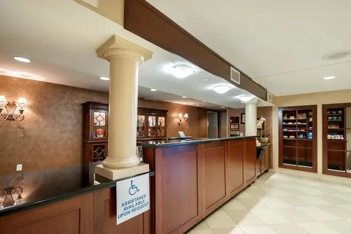 Clarion Collection Hotel Arlington Court Suites 