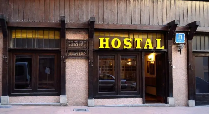 Hostal Cortes 