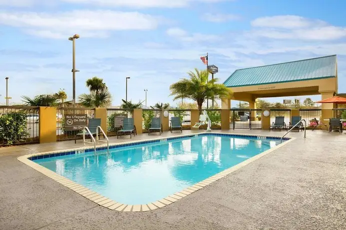 Hampton Inn Slidell 