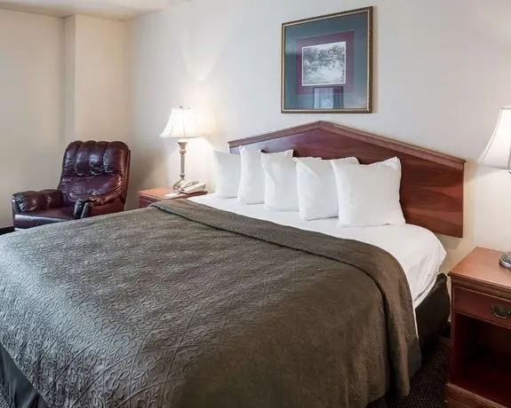 Quality Inn and Suites Bossier City Shreveport 