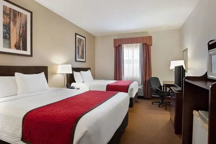 Ramada by Wyndham Elizabethtown