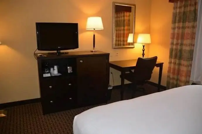 Country Inn & Suites by Radisson Evansville IN 