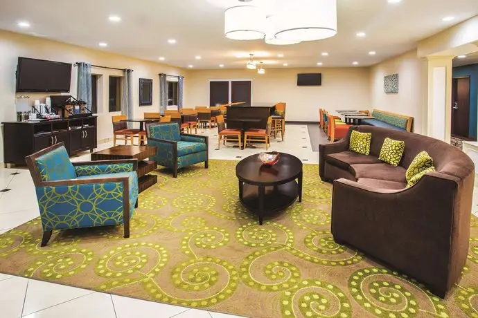 La Quinta Inn & Suites Evansville