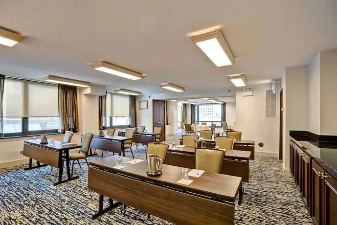 Homewood Suites by Hilton Chicago-Downtown 