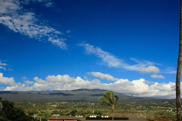 Uncle Billy's Kona Bay Hotel 