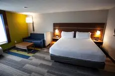 Holiday Inn Express & Suites Atlanta Perimeter Mall Hotel 