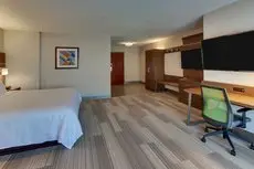 Holiday Inn Express & Suites Atlanta Perimeter Mall Hotel 