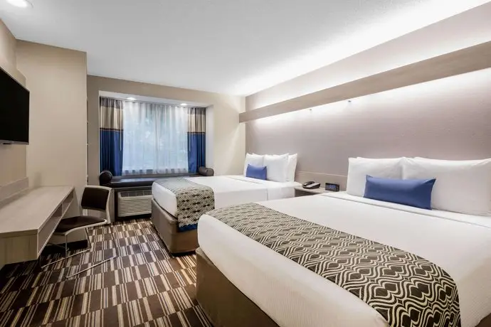 Microtel Inn & Suites by Wyndham Atlanta Buckhead Area 