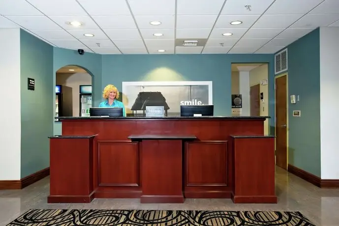 Hampton Inn & Suites - Fort Pierce 