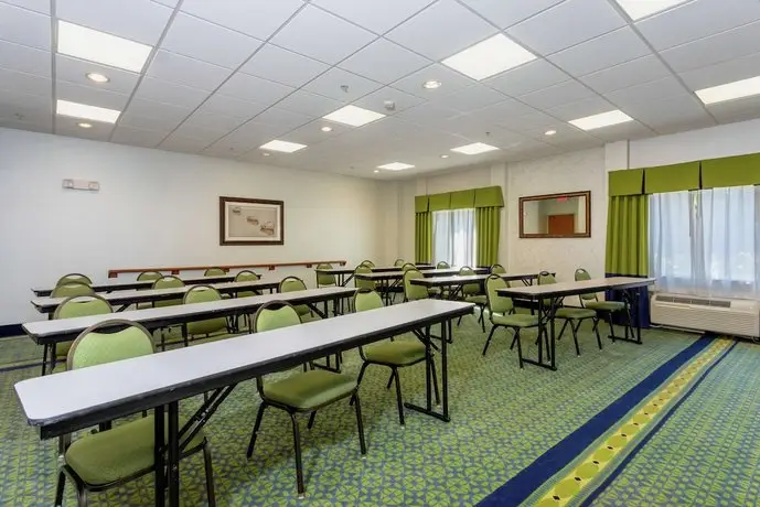 Hampton Inn & Suites - Fort Pierce 