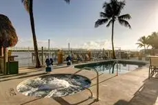 Hutchinson Island Plaza Hotel & Suites 