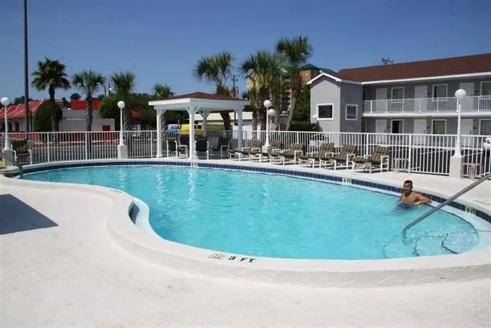 Destin Inn & Suites 