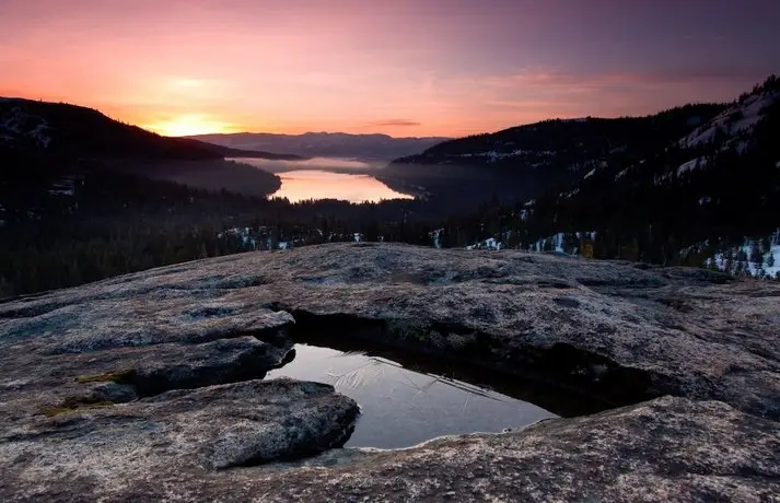 Donner Lake Village 