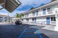 Motel 6 Oceanside Marina 