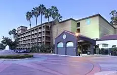 Four Points by Sheraton Anaheim 