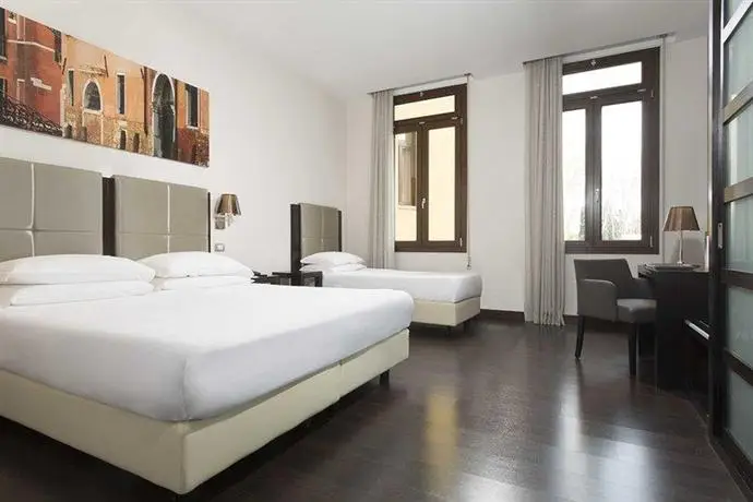 Hotel Sant'Elena Venice