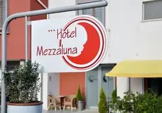 Hotel Mezzaluna 