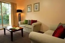 Elphin Motel & Serviced Apartments 