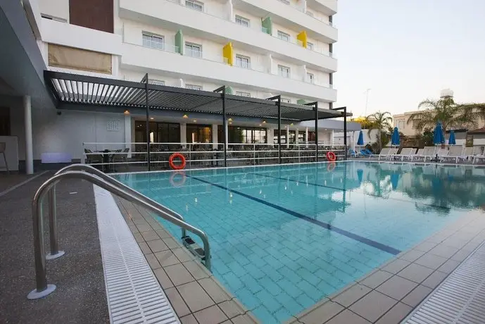 Pefkos City Hotel 