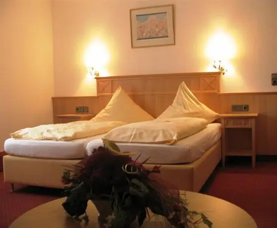 Land-gut-Hotel Landgasthof zur Rose 