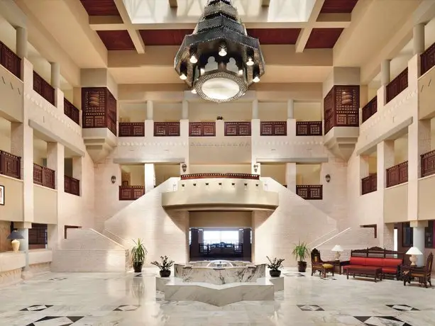 Movenpick Nabatean Castle Hotel