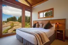 Fiordland Lodge 