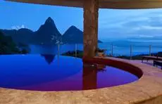 Jade Mountain 