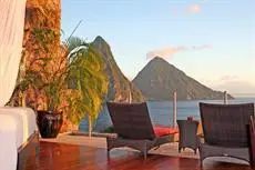 Jade Mountain 