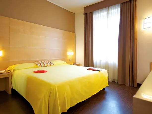 Ibis Styles Parma Toscanini 