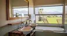 Whare Kea Lodge & Chalet 