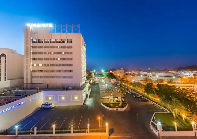 Al Falaj Hotel 