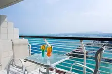 Renaissance Okinawa Resort 