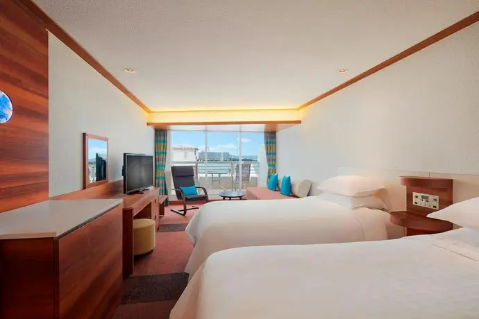 Sheraton Okinawa Sunmarina Resort 