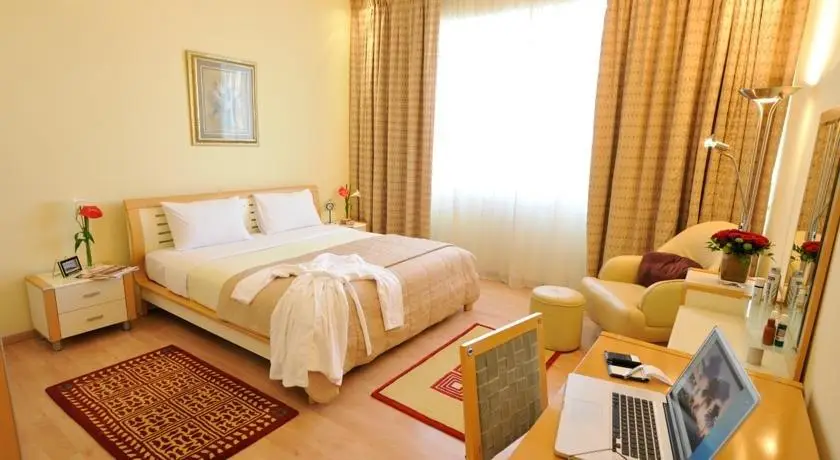 One Juffair Luxury Serviced Apartments 