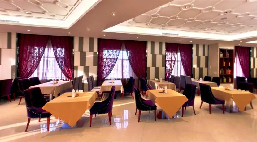 Chunyi Hotel 