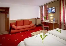 TIPTOP Hotel Burgschmiet Garni 