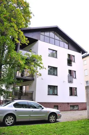 Pilve Apartment Hotel 