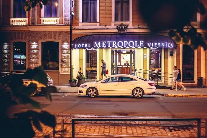 Metropole Hotel by Semarah 