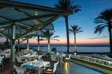 Constantinou Bros Pioneer Beach Hotel 