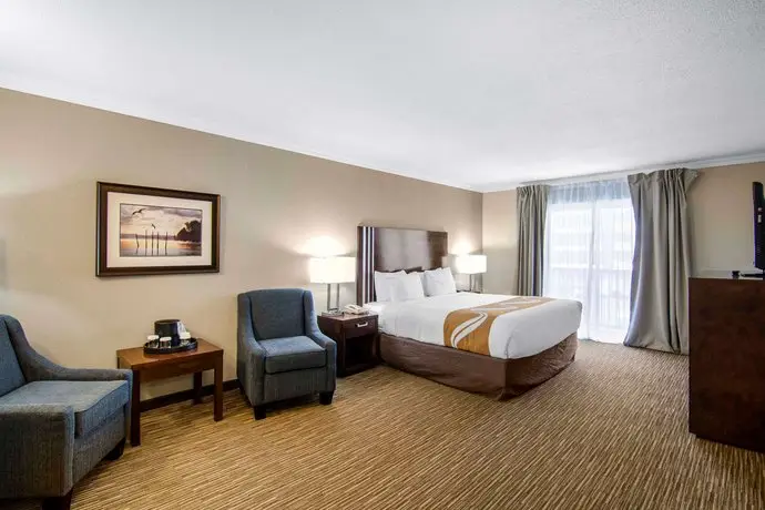 Quality Inn Downtown Inner Harbour 