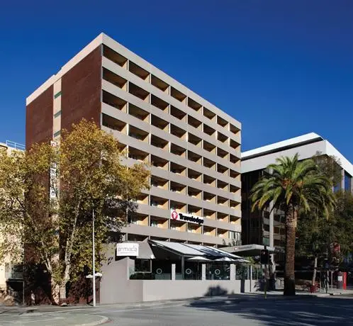 Travelodge Hotel Perth 