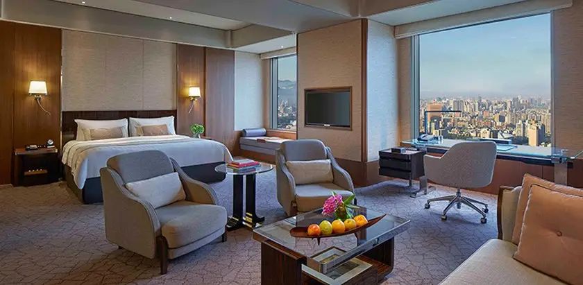 Shangri-La's Far Eastern Plaza Hotel Taipei 