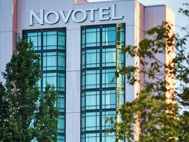 Novotel Toronto North York