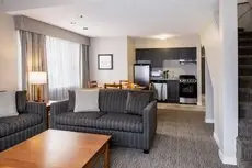 Whistler Village Inn & Suites 