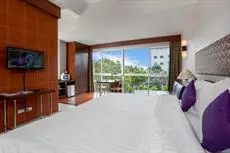 Sino House Phuket Hotel and Apartment 